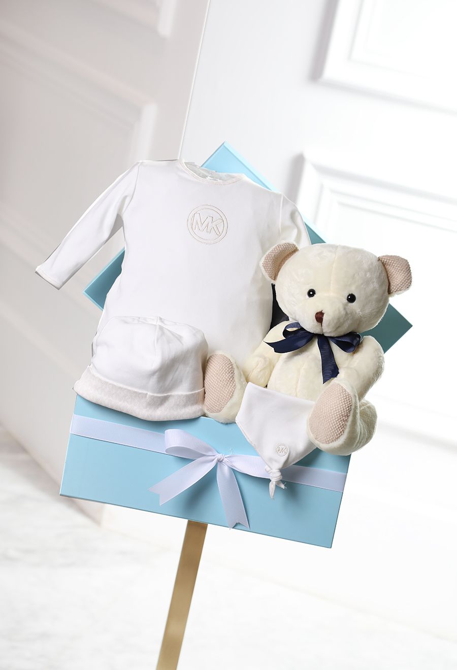 Michael Kors baby basket