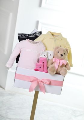 Tommy baby basket