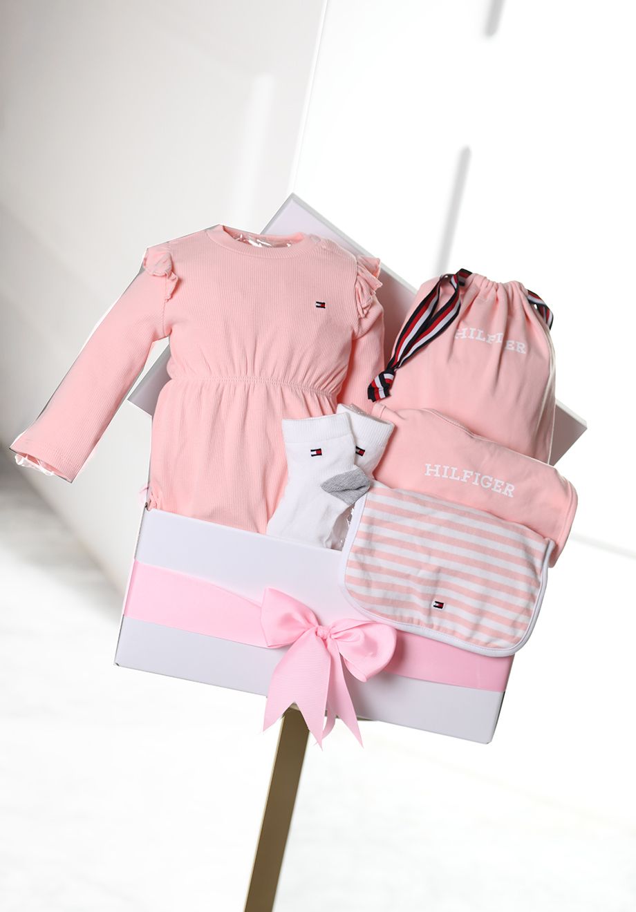 Tommy baby basket