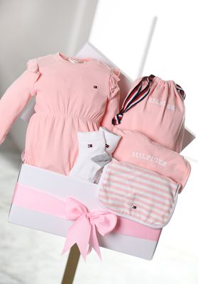 Tommy baby basket