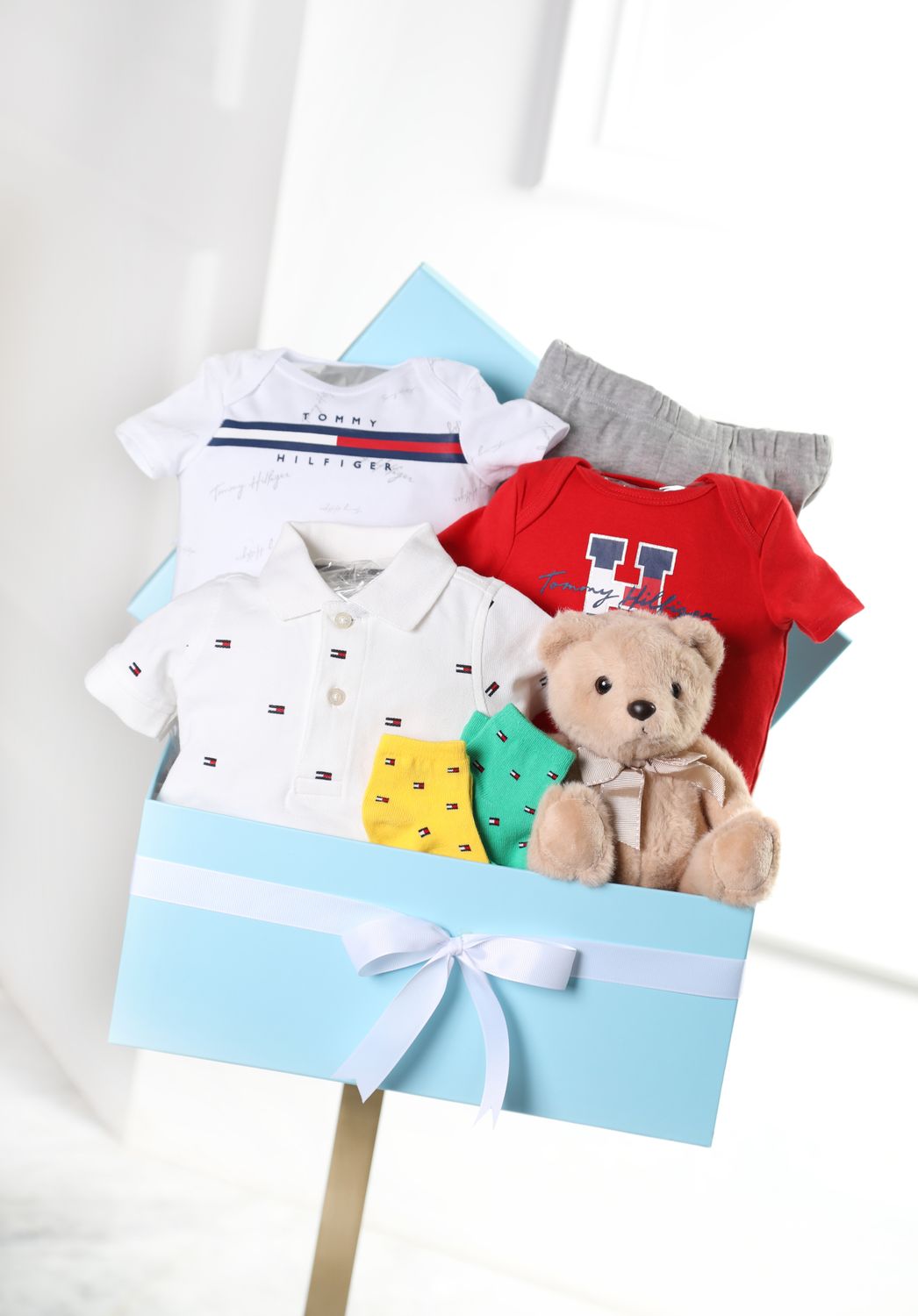 Tommy baby basket