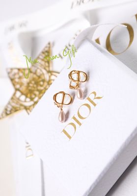 Dior earring