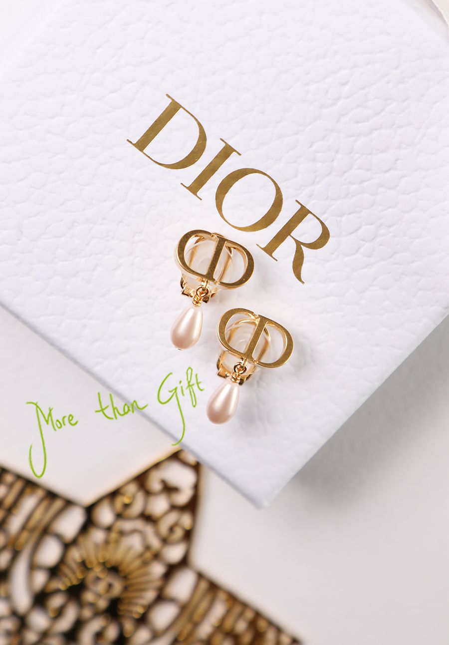 Dior earring