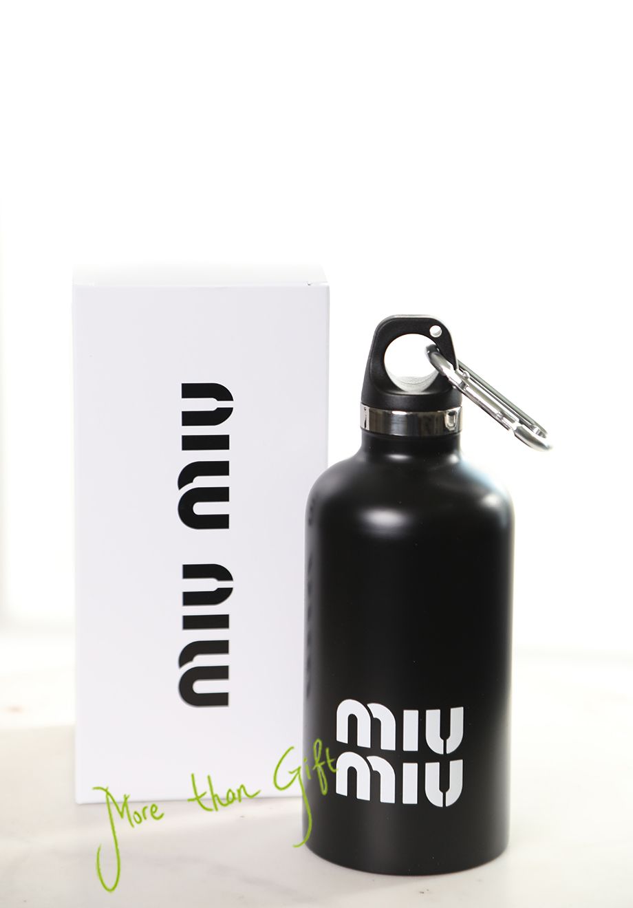Miu Miu bottel