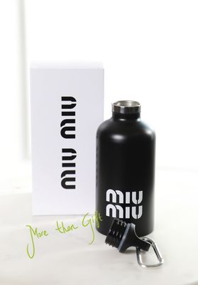 Miu Miu bottel