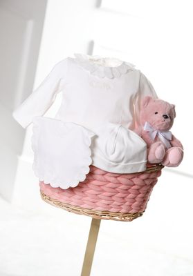 Chloe baby basket