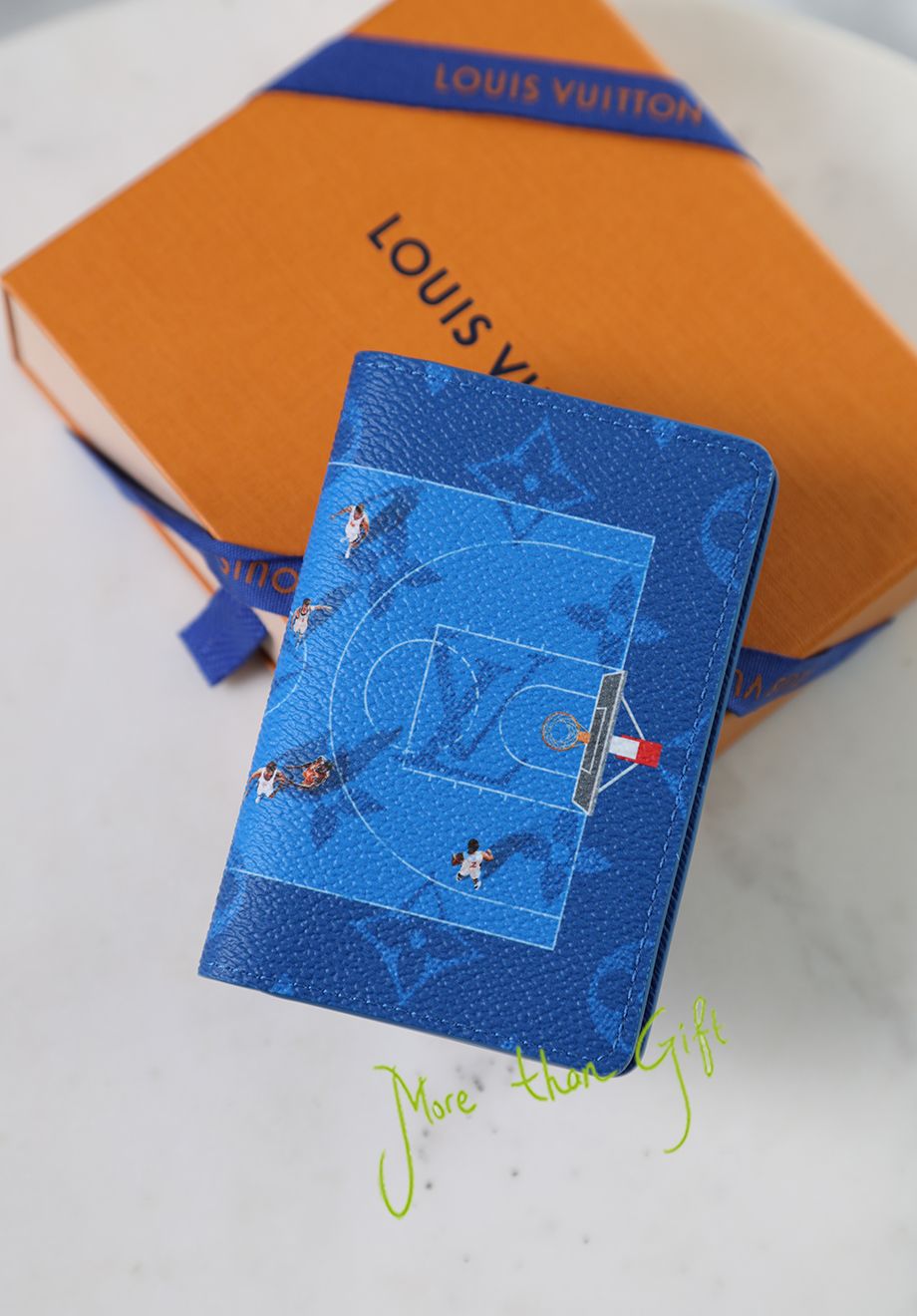 LV cardholder