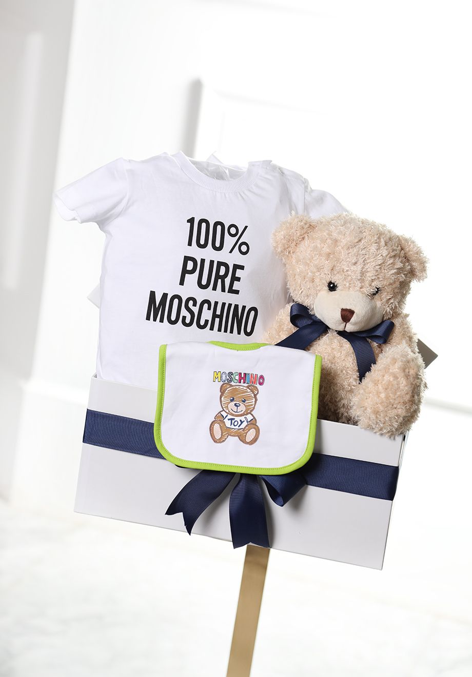Moschino baby basket