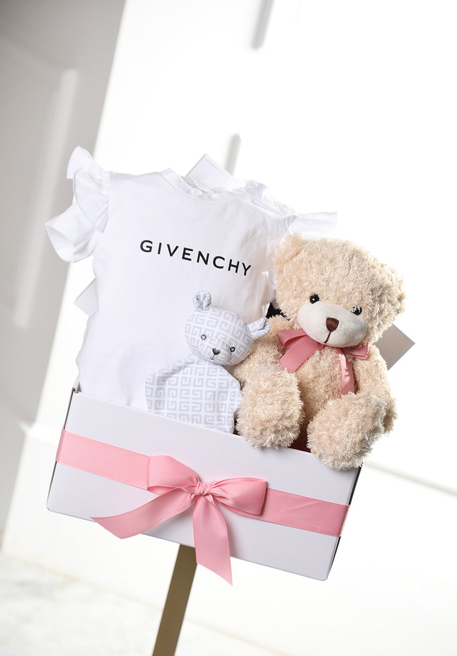 Givenchy baby basket