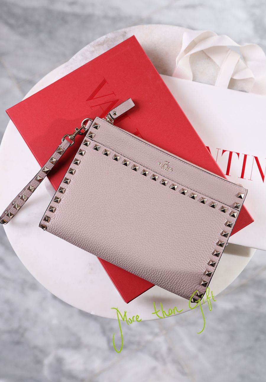 Valentino pouch