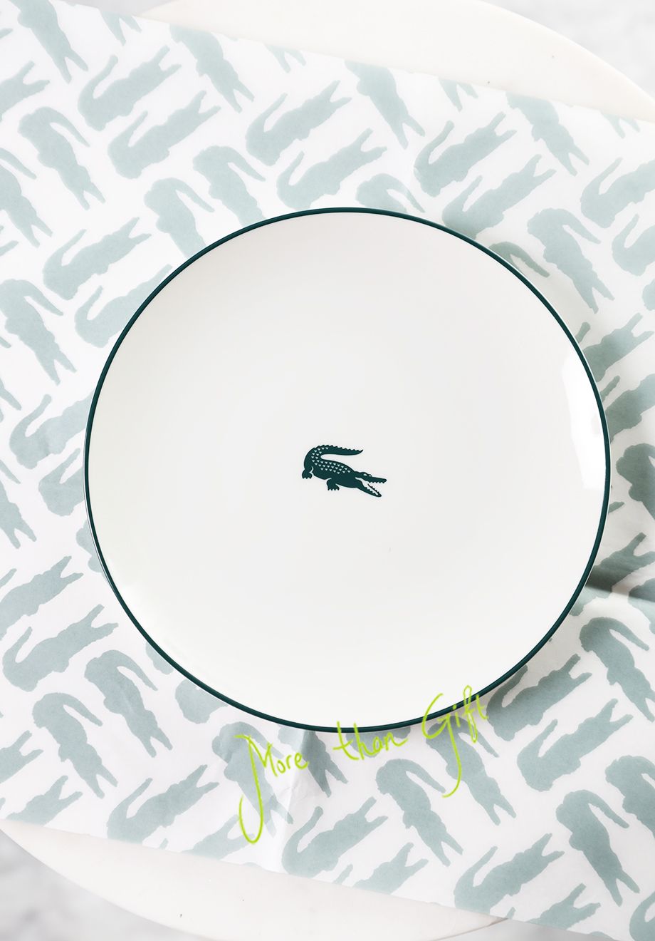 Lacoste Cafe لاكوست كافية