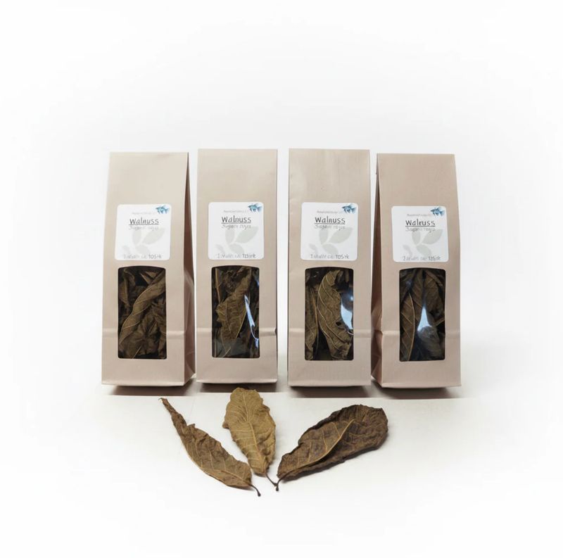 Walnussblätter – Naturfutter für Garnelen, Krebse, Schnecken und Welse 10. St.