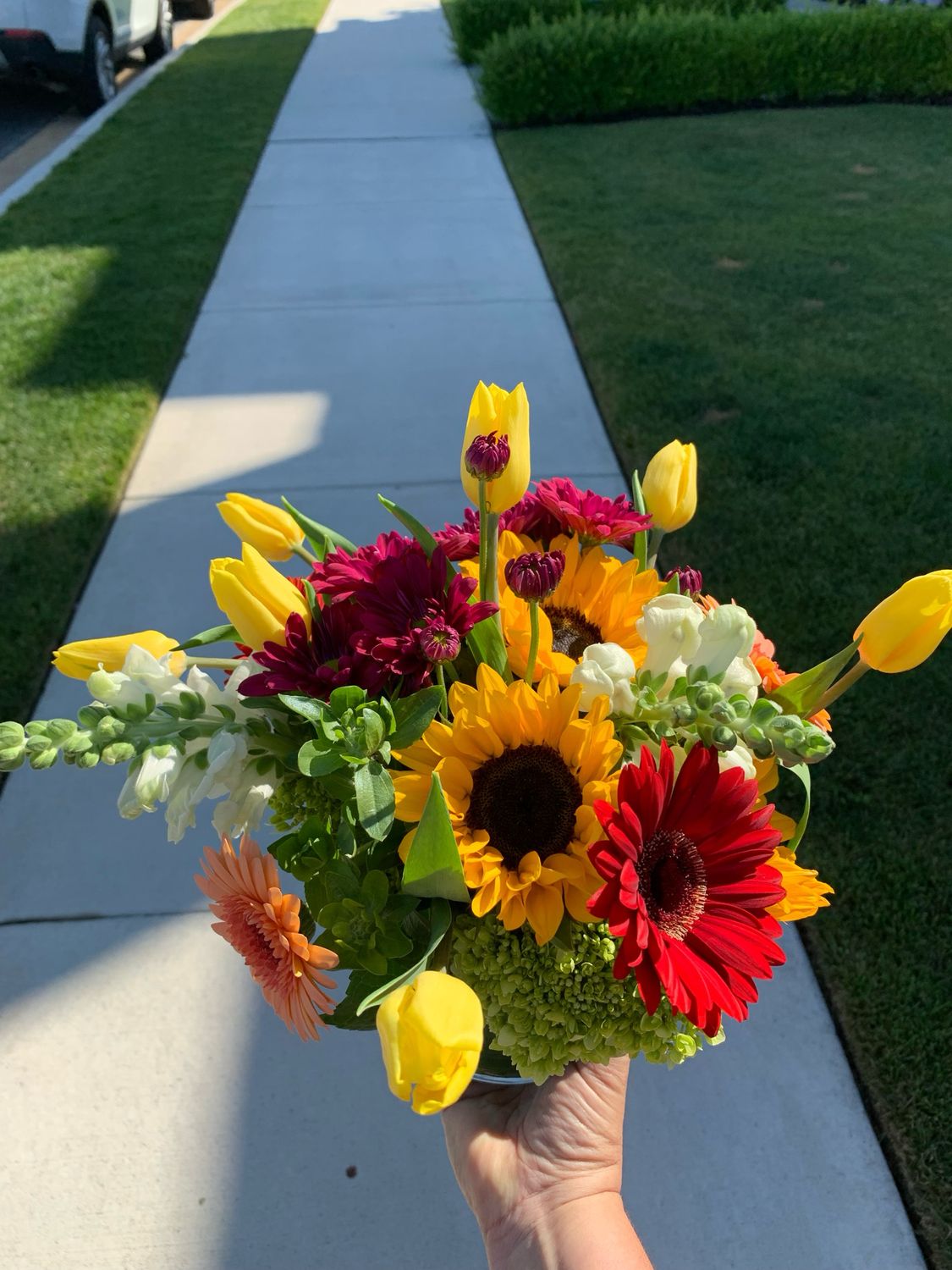 $98 Seasonal Fresh Flower Vase Arrangement