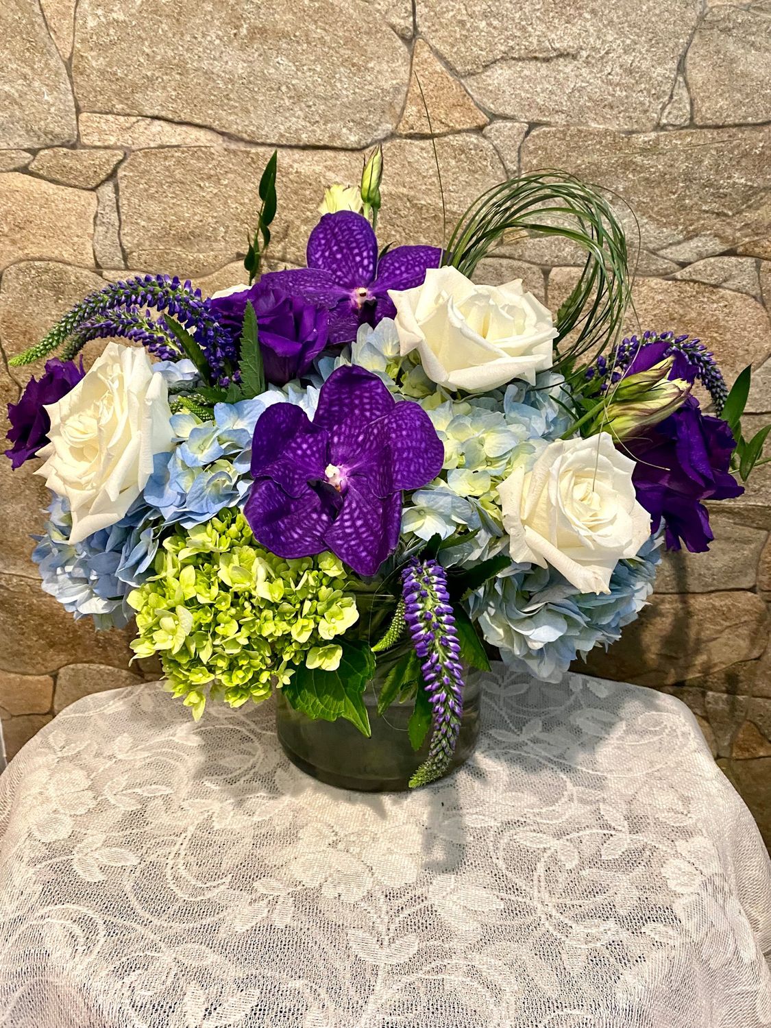 $125 Seasonal Fresh Flower Vase Arrangement