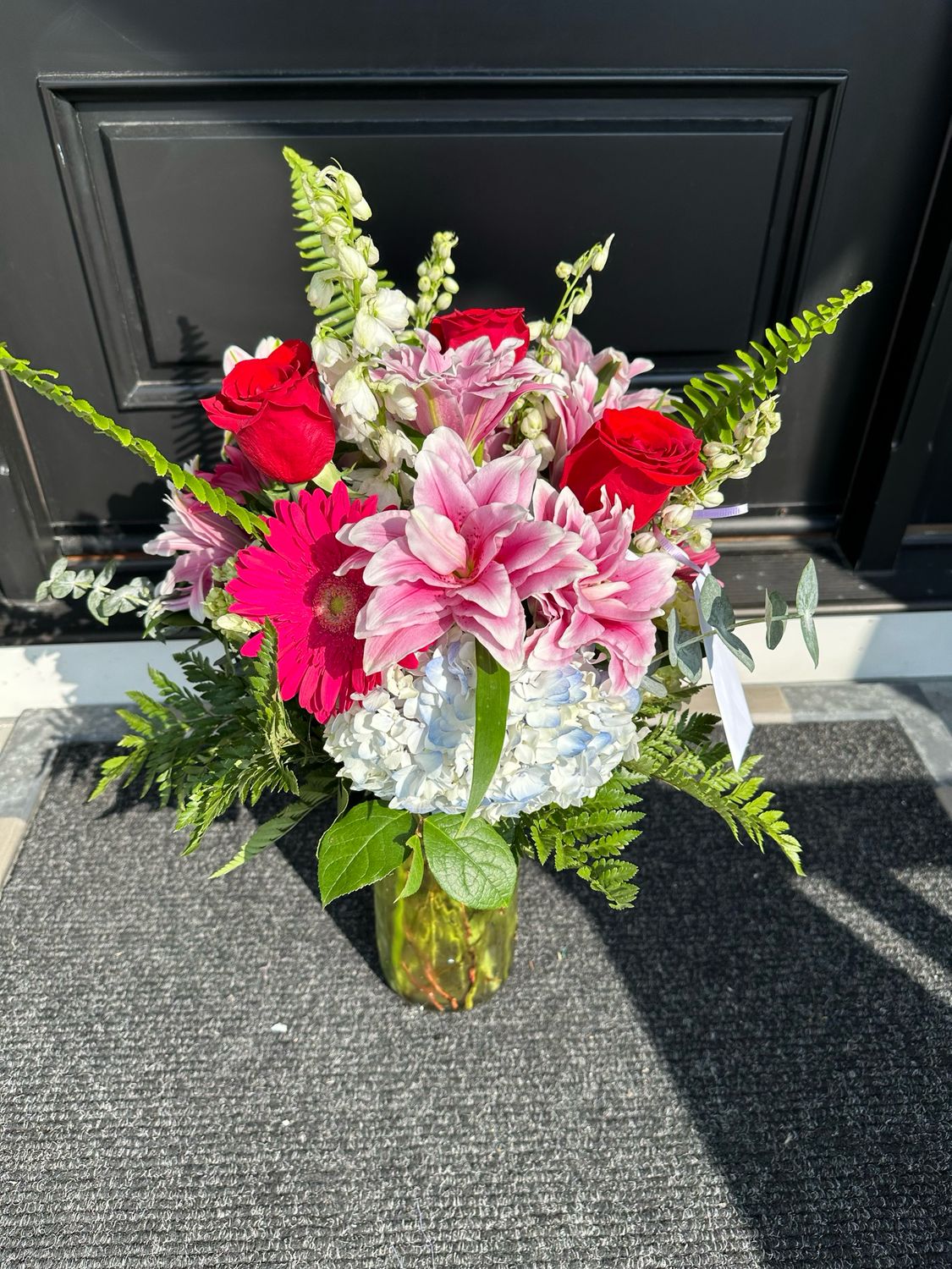 $150 Seasonal Fresh Flower Vase Arrangement