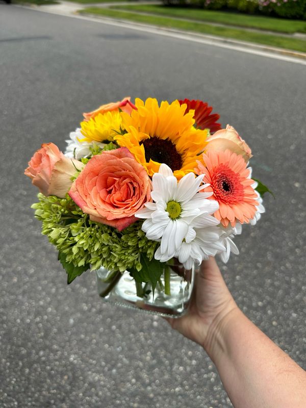 fresh flowers wrapped in white and blue coastal hues for delivery to Stone Harbor and Avalon NJ