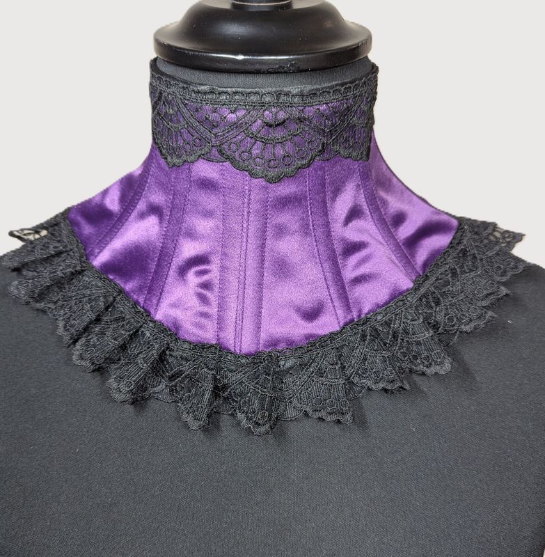 16" Corset Style Neck Colloar