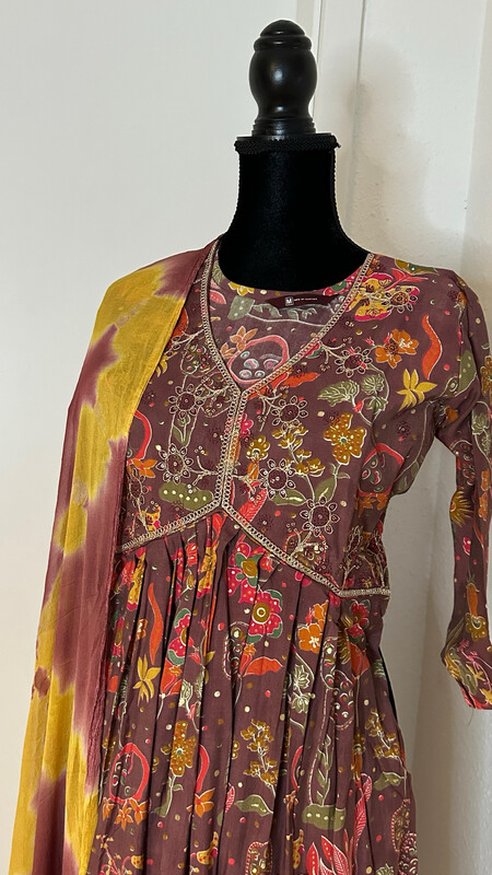Salwar top, bottom and dupata Size M