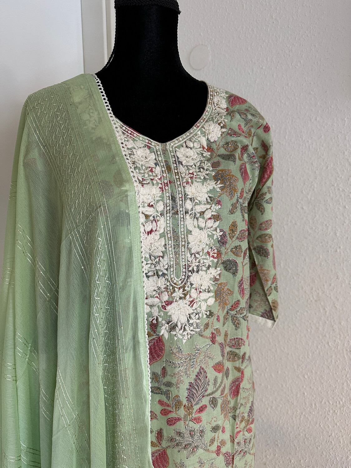 Salwar top, bottom and dupata Size L
