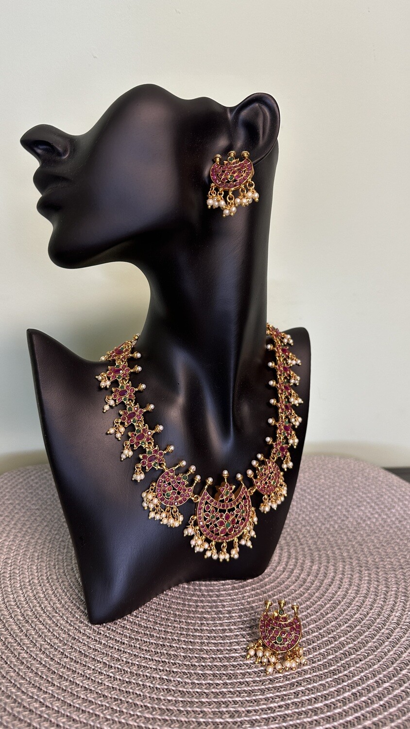 Necklace Set
