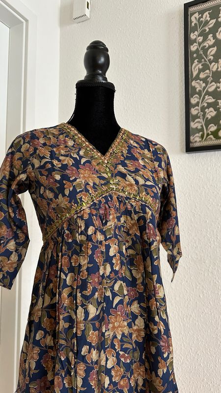 Alia Cut Top