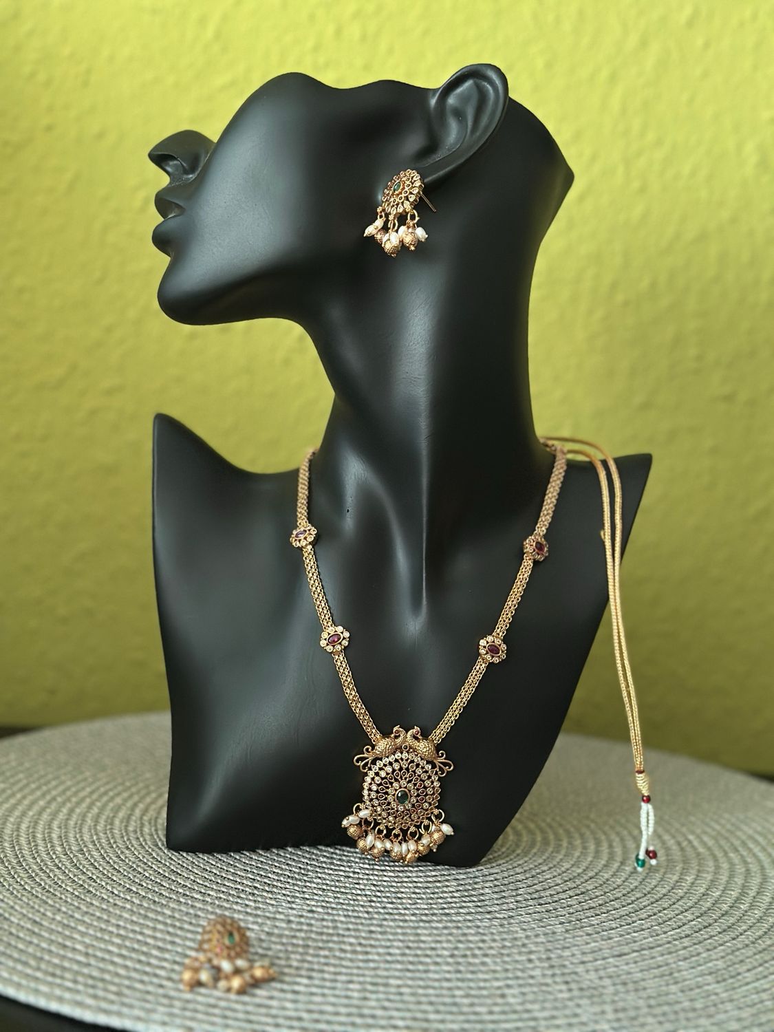 Necklace Set