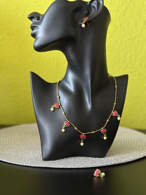 Enamel Necklace Set