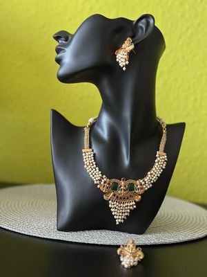 Necklace Set