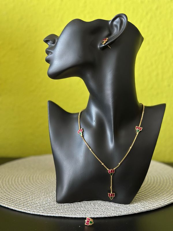 Enamel Lotus Necklace Set
