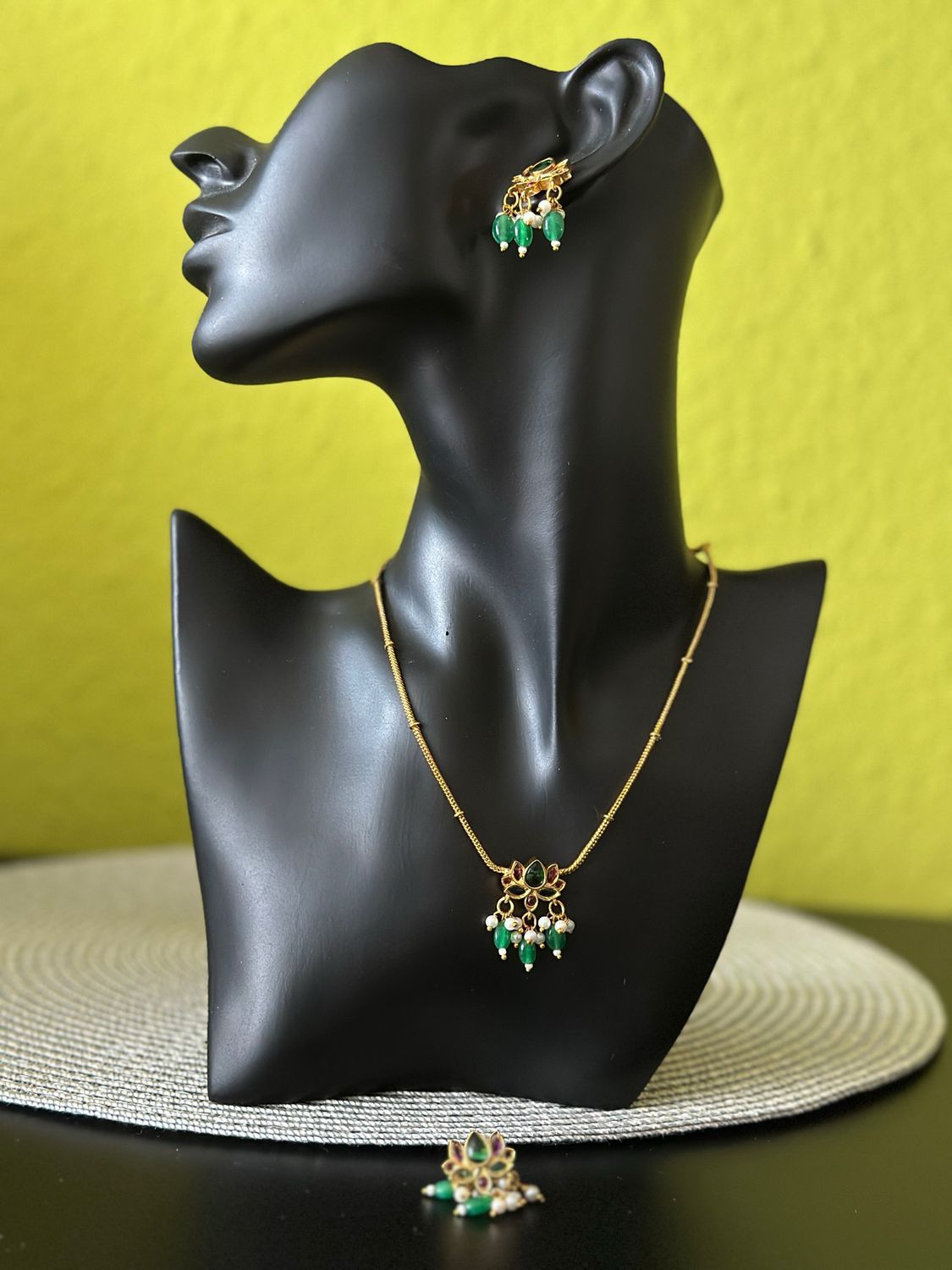 Lotus Necklace Set