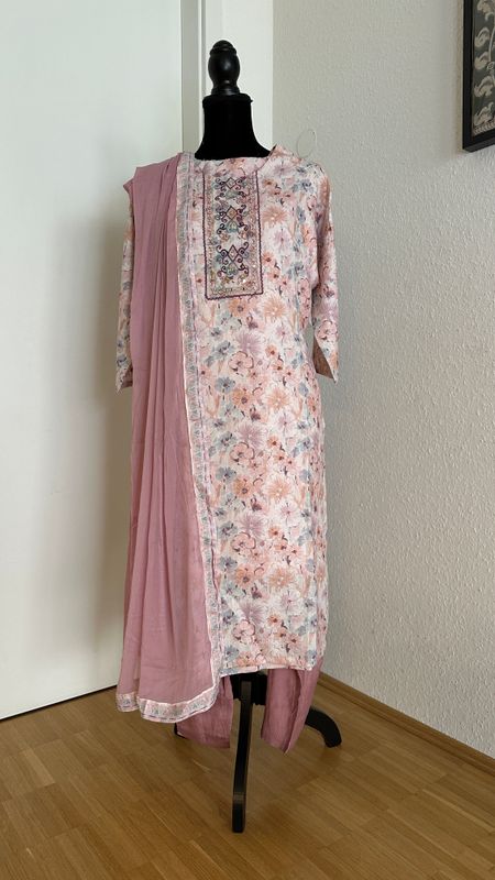 Salwar top, bottom and dupata Size 3XL