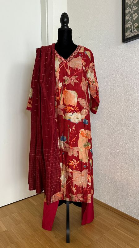 Salwar top, bottom and dupata Size 4XL