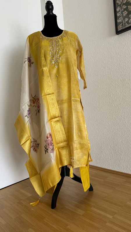 Salwar top, bottom and dupata Size XL