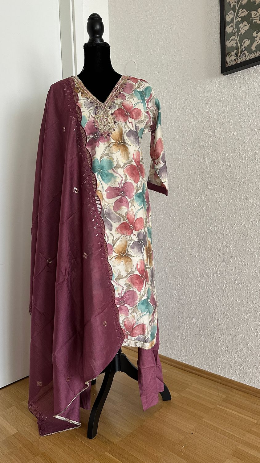 Salwar top, bottom and dupata Size XL