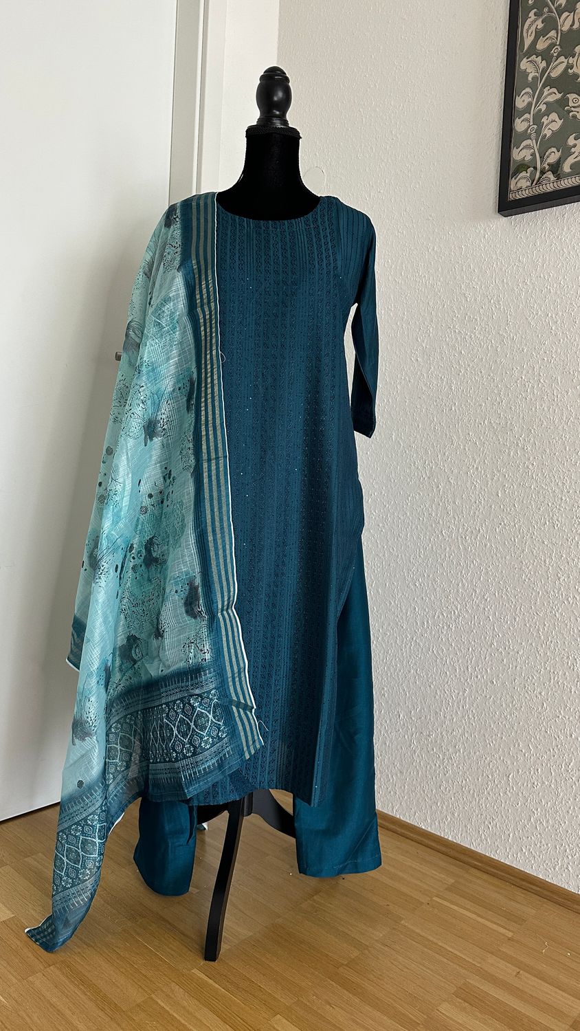 Salwar top, bottom and dupata Size L