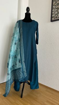 Salwar top, bottom and dupata Size L
