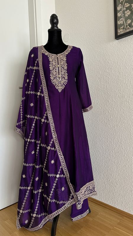 Anarkali top, bottom and dupata Size L