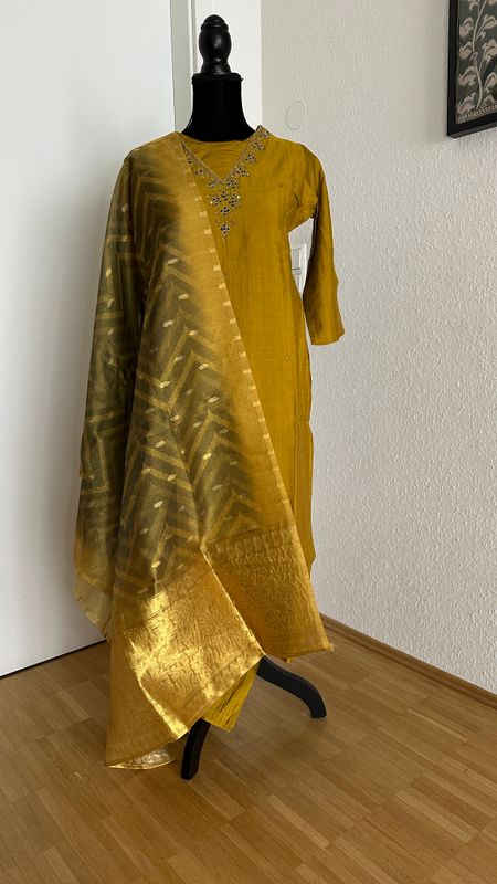 Salwar top, bottom and dupata Size M