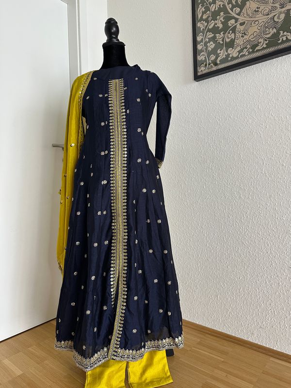 A-line top, bottom and dupata Size M