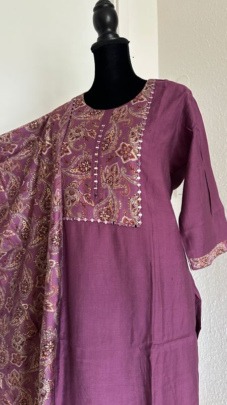 Salwar Set Size XL