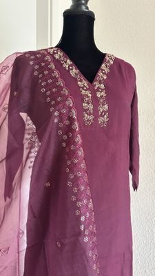 Salwar Set Size XL