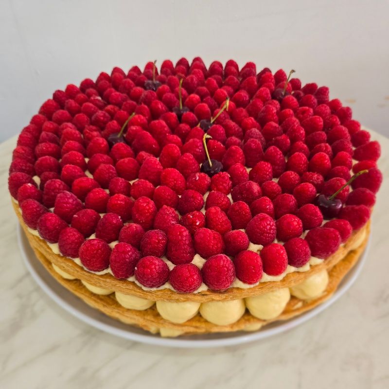 XXL vanilla slice