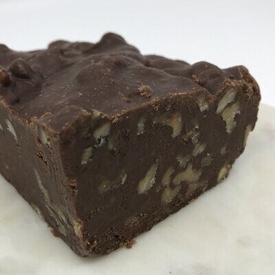 Brewster Store Fudge-Chocolate Nut-1 lb