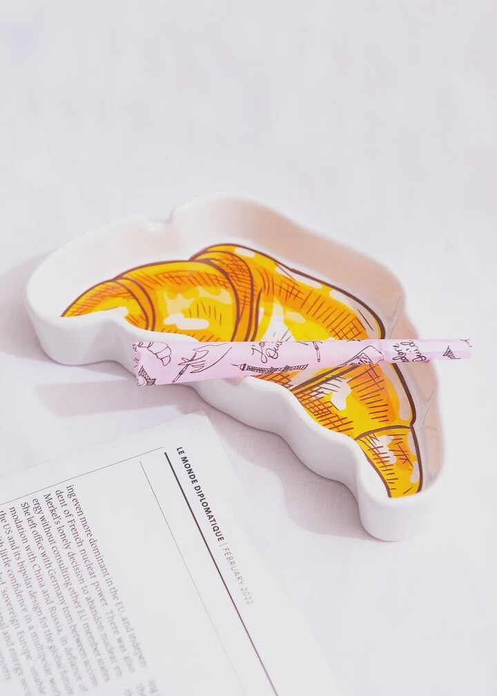CROISSANT ASHTRAY