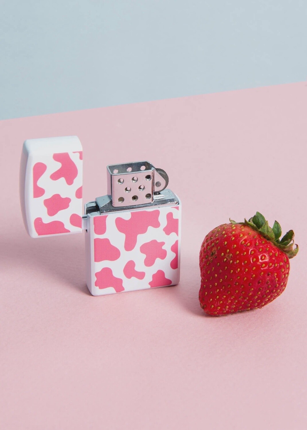 PINK COW REFILLABLE LIGHTER