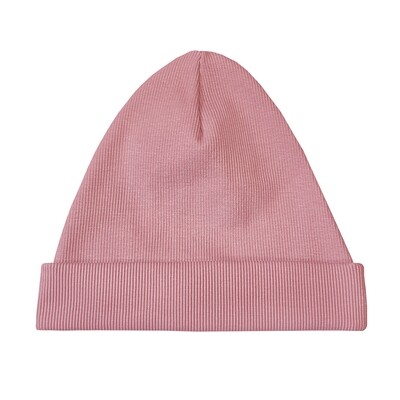 Трикотажная шапка ярко-розовая
