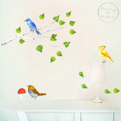 Интерьерная наклейка «Ветка с птицами + мухомор»