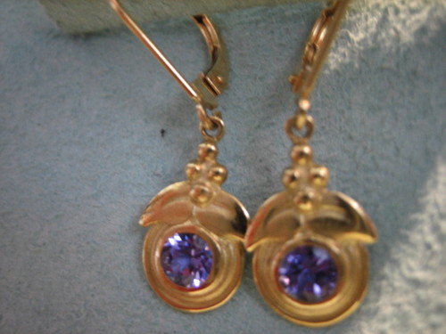Tanzanite Earrings 18 Karat Gold