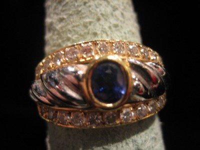 Sapphire and Diamond Ring 18 Karat Gold