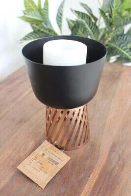 Dyle Candle Holder